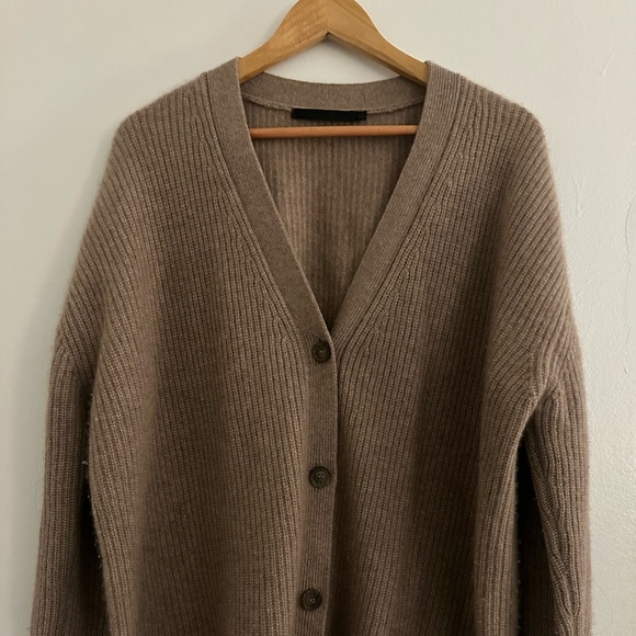 Jenni Kayne Cashmere Cocoon Cardigan in Undyed Stone - Picture 4 of 7